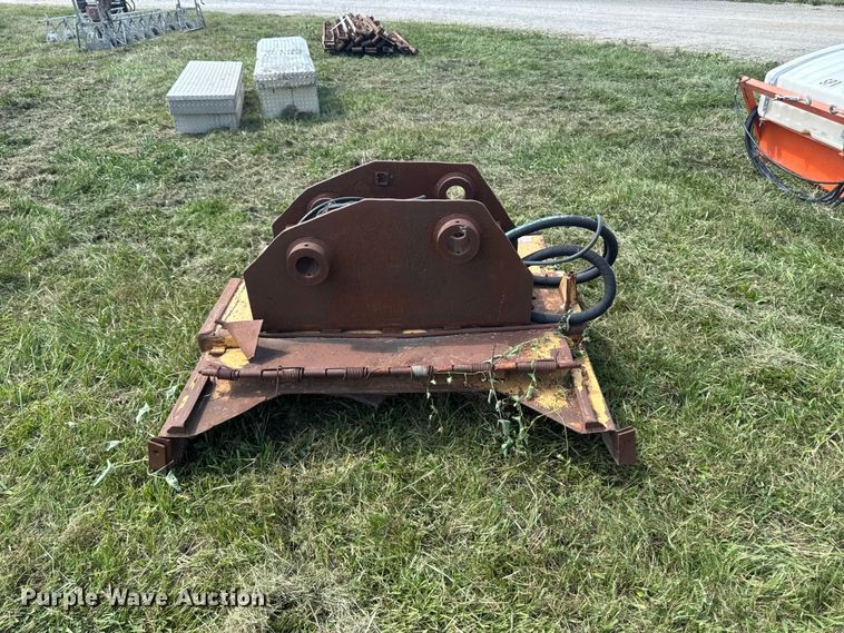 image for item FB5785 Diamond Mowers excavator rotary mower