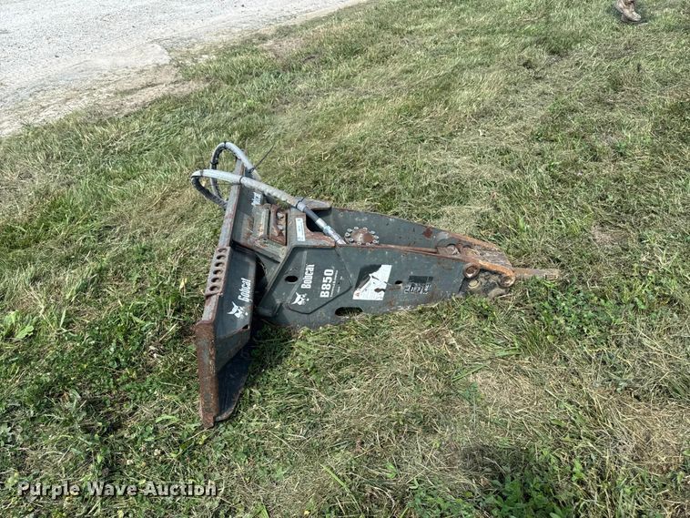 image for item FB5790 Bobcat B850 skid steer breaker
