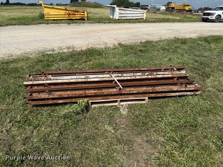 image for item FB5792 (20) concrete forms
