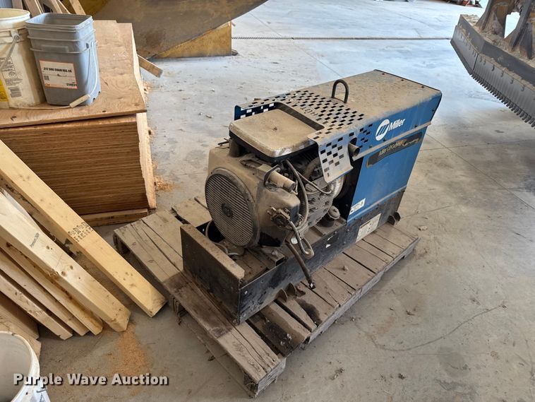 image for item FB5798 Miller Legend welder/generator