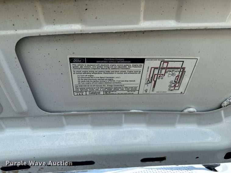 image for item FB5805 1993 Ford F150 pickup truck