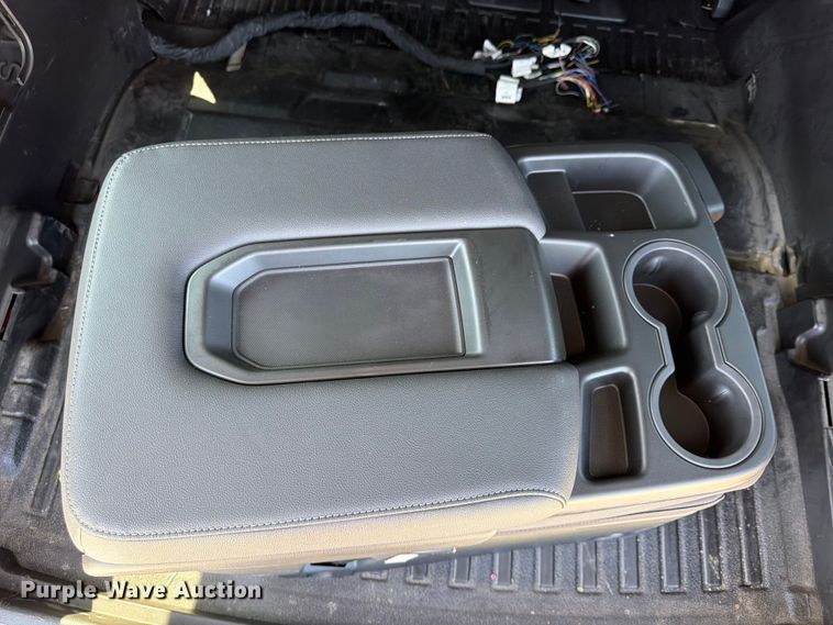 image for item FB5824 2023 Chevrolet Tahoe Police SUV