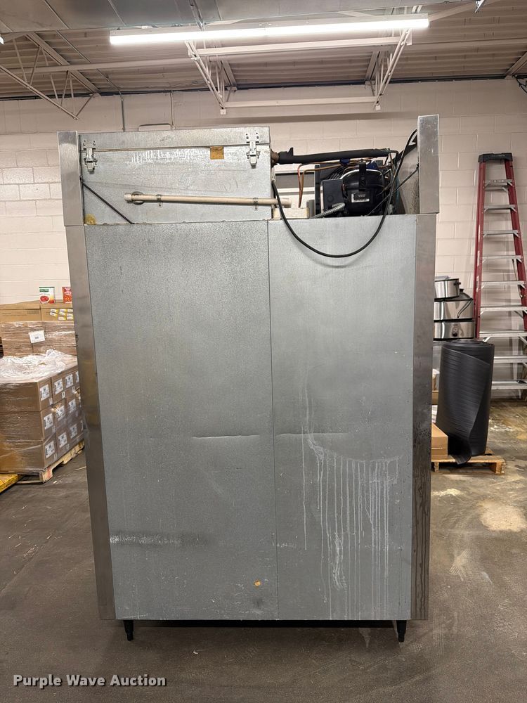 image for item FB5856 (3) Freezers