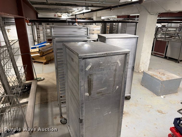 image for item FB5857 (10) Racks and cabinets