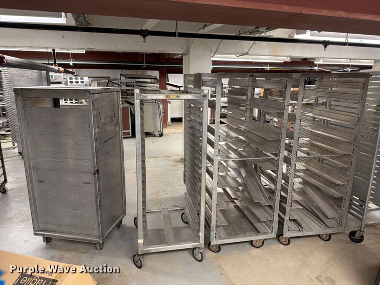 image for item FB5857 (10) Racks and cabinets