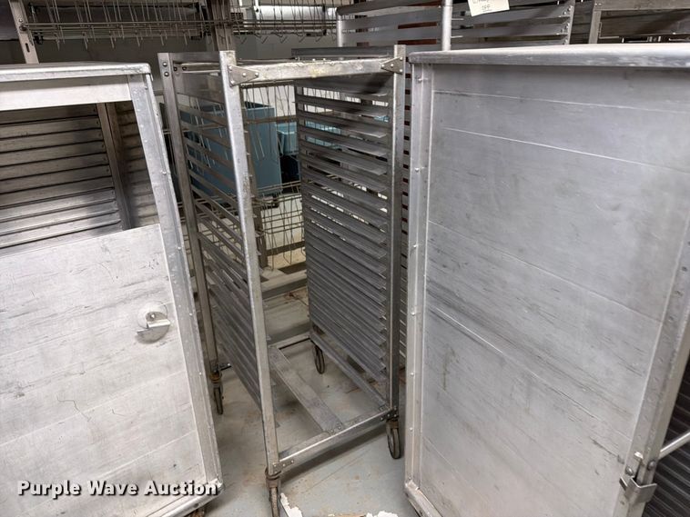 image for item FB5857 (10) Racks and cabinets