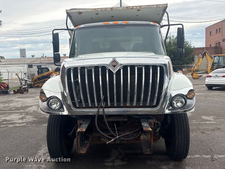 image for item FB8867 2012 International 7400 dump truck