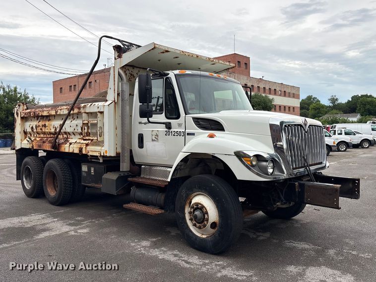 image for item FB8867 2012 International 7400 dump truck