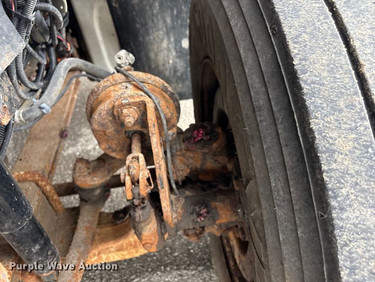 image for item FB8867 2012 International 7400 dump truck
