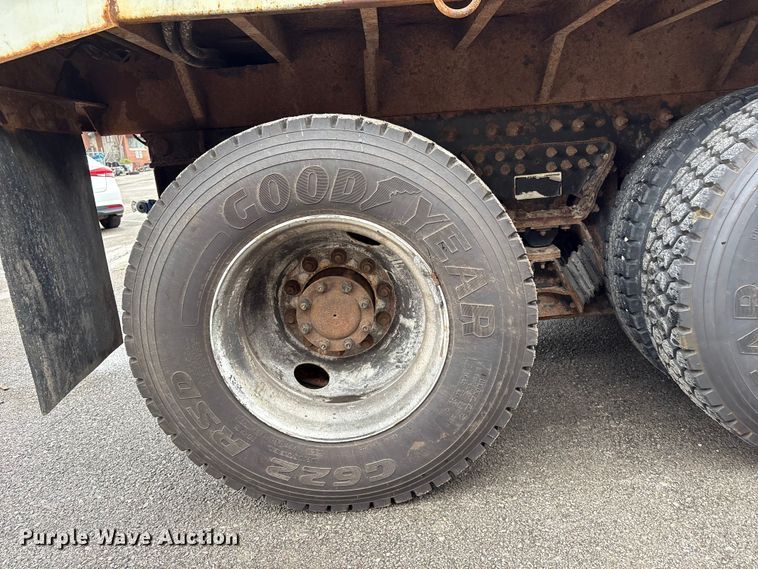 image for item FB8867 2012 International 7400 dump truck
