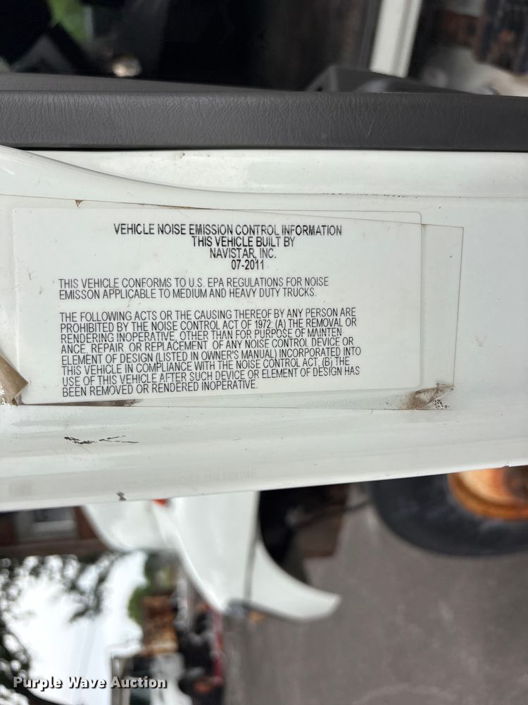 image for item FB8867 2012 International 7400 dump truck