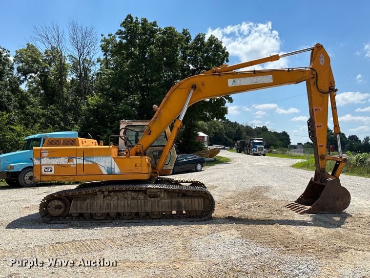 image for item FC1887 1995 Hyundai Robex 200LC excavator