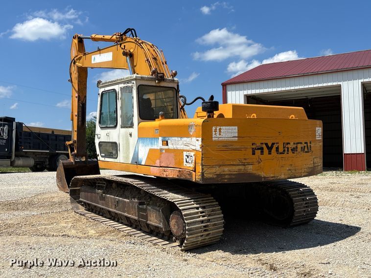 image for item FC1887 1995 Hyundai Robex 200LC excavator