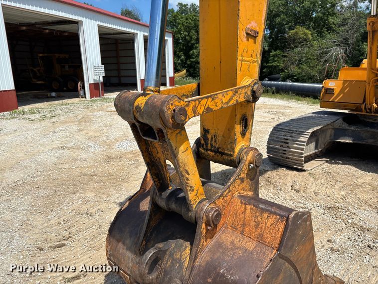 image for item FC1887 1995 Hyundai Robex 200LC excavator