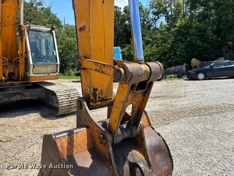 image for item FC1887 1995 Hyundai Robex 200LC excavator
