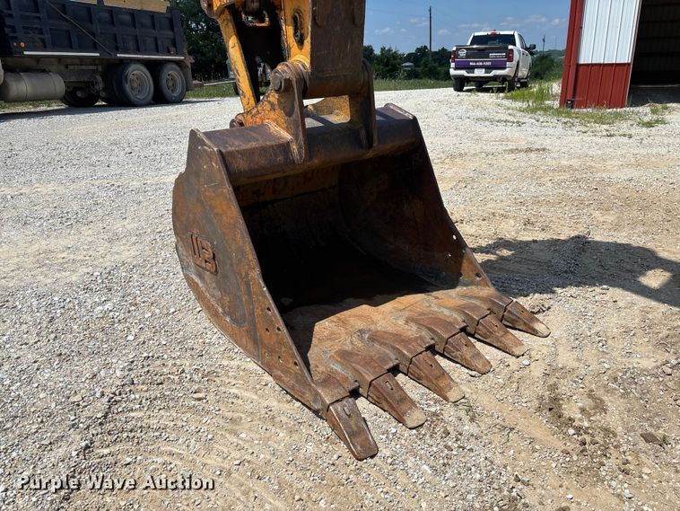 image for item FC1887 1995 Hyundai Robex 200LC excavator