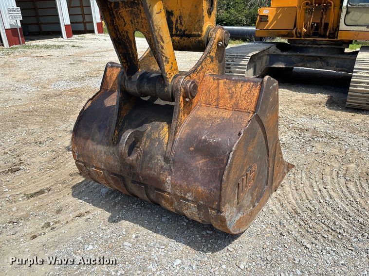 image for item FC1887 1995 Hyundai Robex 200LC excavator