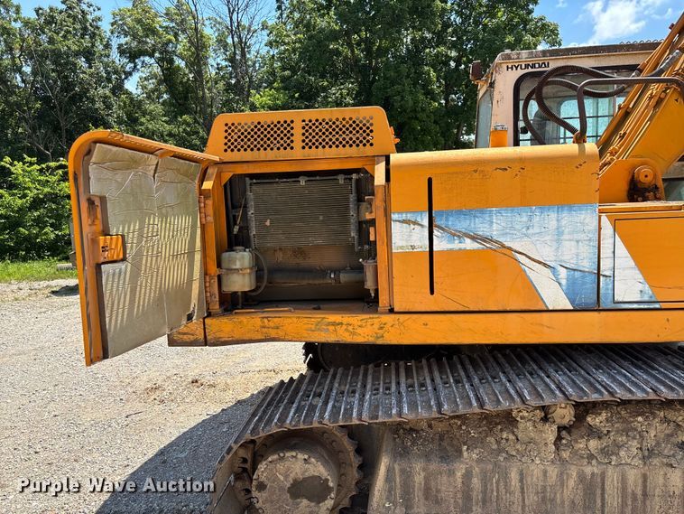image for item FC1887 1995 Hyundai Robex 200LC excavator