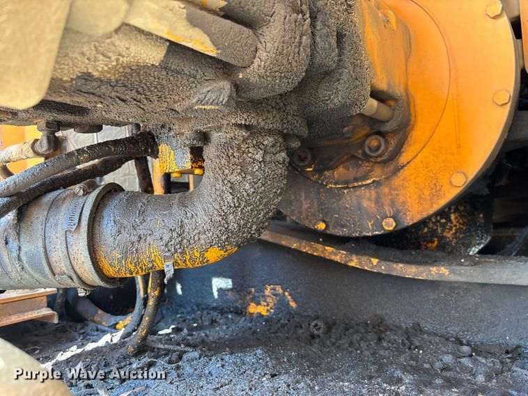 image for item FC1887 1995 Hyundai Robex 200LC excavator