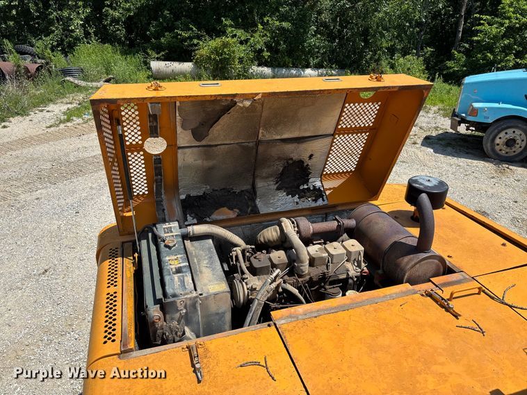 image for item FC1887 1995 Hyundai Robex 200LC excavator
