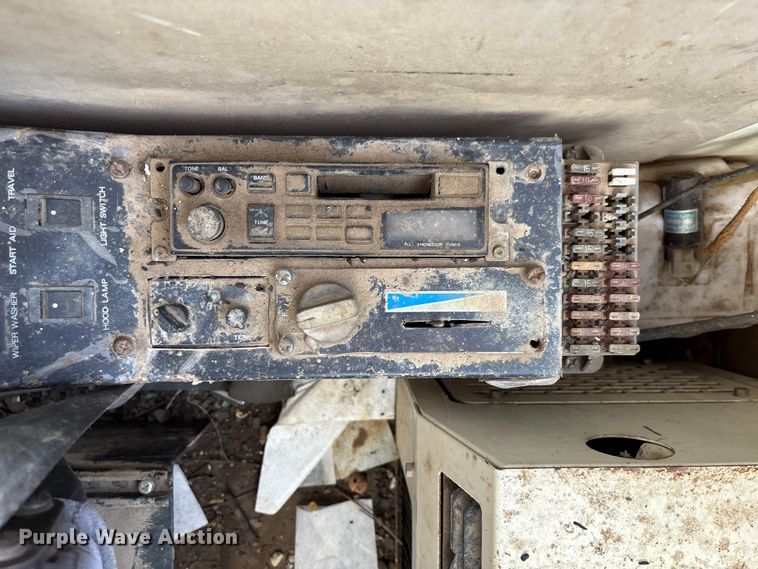 image for item FC1887 1995 Hyundai Robex 200LC excavator