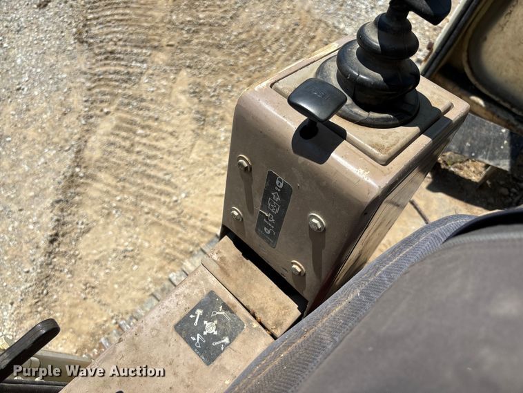 image for item FC1887 1995 Hyundai Robex 200LC excavator