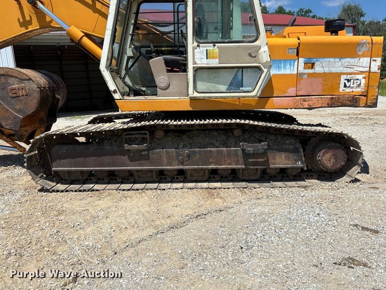 image for item FC1887 1995 Hyundai Robex 200LC excavator