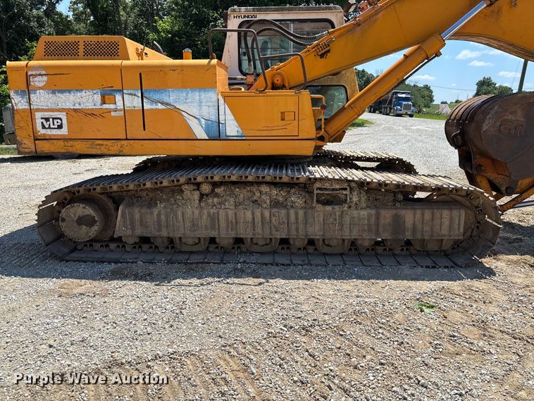 image for item FC1887 1995 Hyundai Robex 200LC excavator