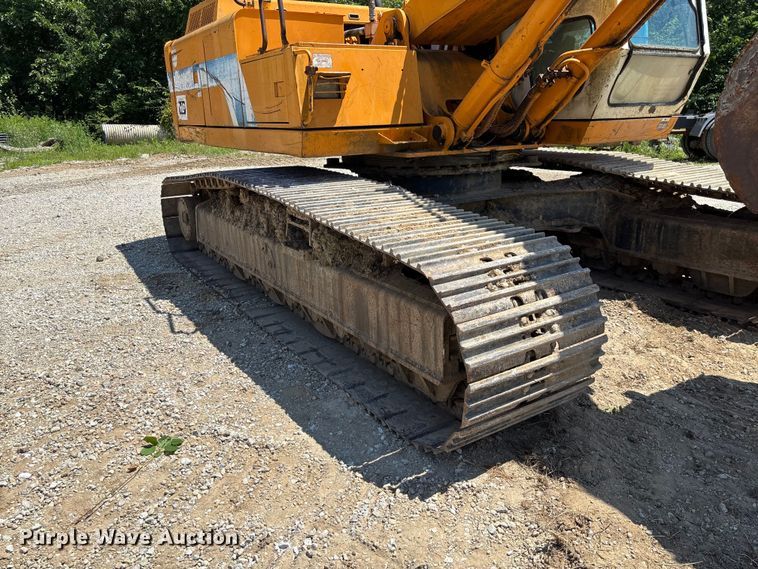 image for item FC1887 1995 Hyundai Robex 200LC excavator