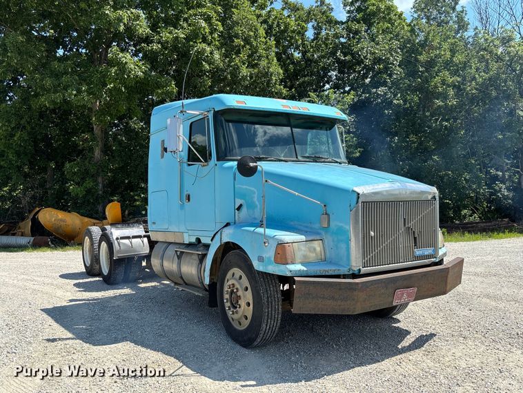 image for item FC1888 1989 White GMC WIA semi truck