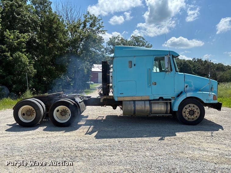 image for item FC1888 1989 White GMC WIA semi truck