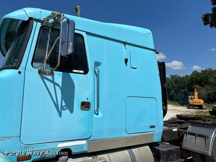 image for item FC1888 1989 White GMC WIA semi truck