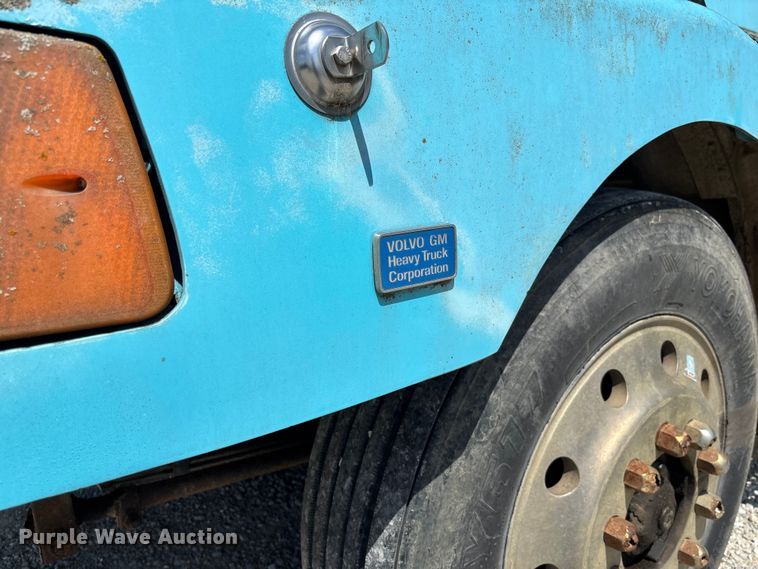 image for item FC1888 1989 White GMC WIA semi truck