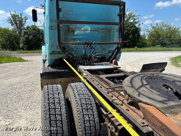 image for item FC1888 1989 White GMC WIA semi truck