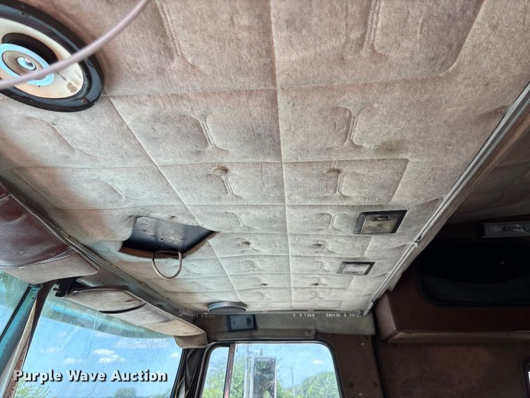 image for item FC1888 1989 White GMC WIA semi truck