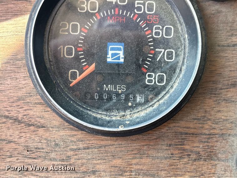 image for item FC1888 1989 White GMC WIA semi truck