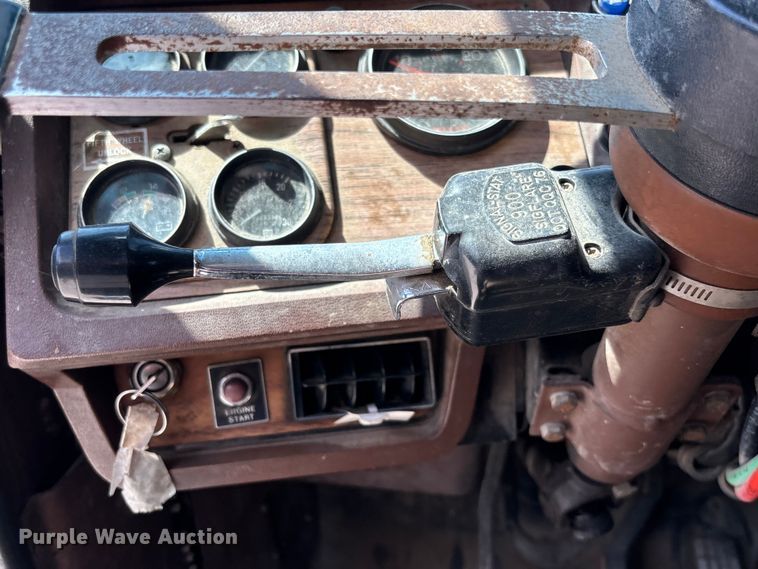 image for item FC1888 1989 White GMC WIA semi truck
