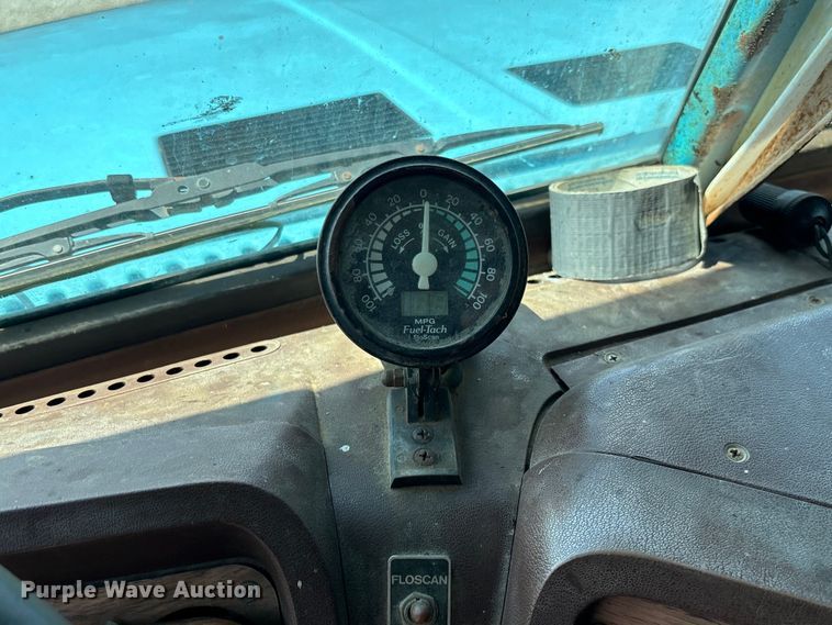 image for item FC1888 1989 White GMC WIA semi truck