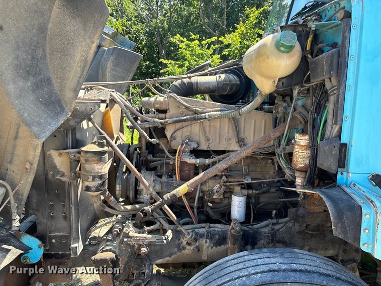 image for item FC1888 1989 White GMC WIA semi truck