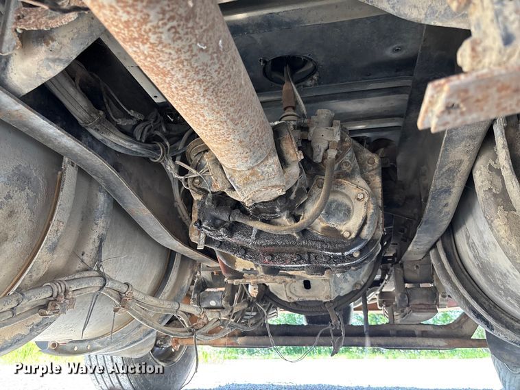 image for item FC1888 1989 White GMC WIA semi truck