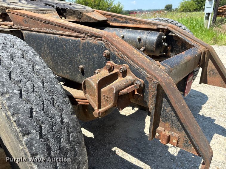 image for item FC1888 1989 White GMC WIA semi truck