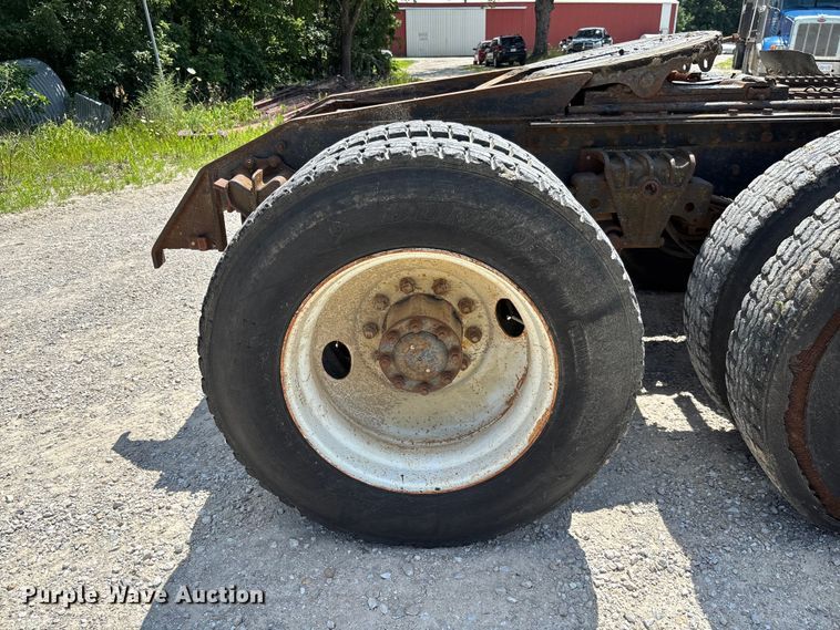 image for item FC1888 1989 White GMC WIA semi truck