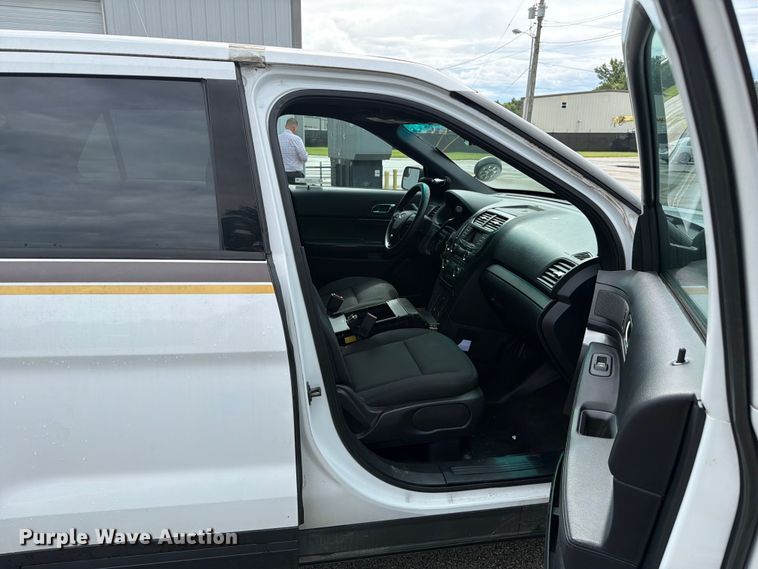 image for item FC3244 2016 Ford Explorer Police Interceptor SUV