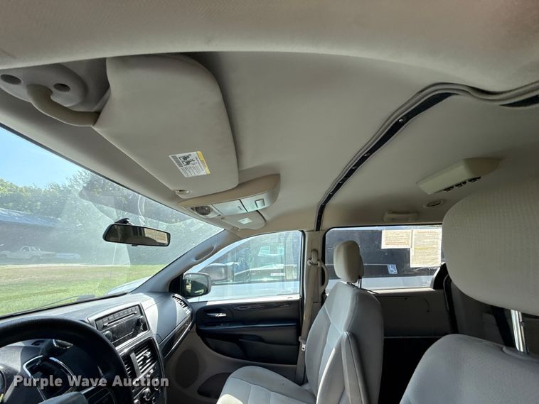image for item FC4025 2016 Dodge Grand Caravan handicap accessible van
