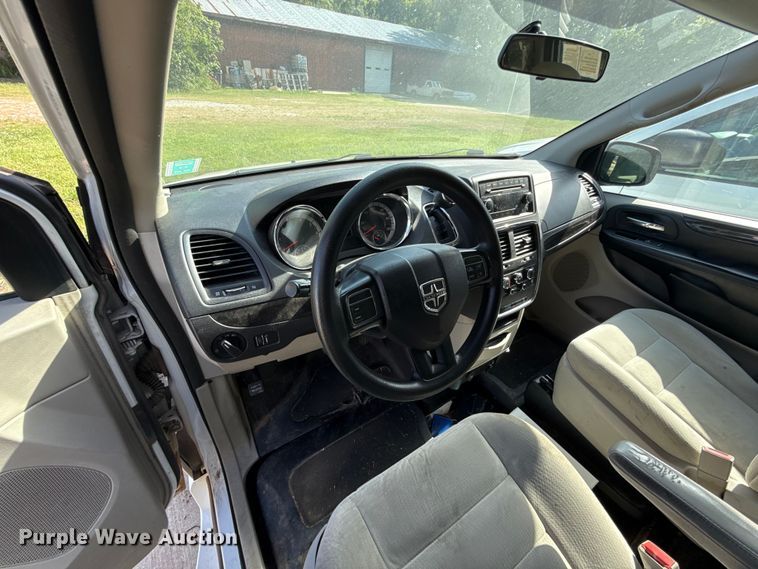 image for item FC4025 2016 Dodge Grand Caravan handicap accessible van