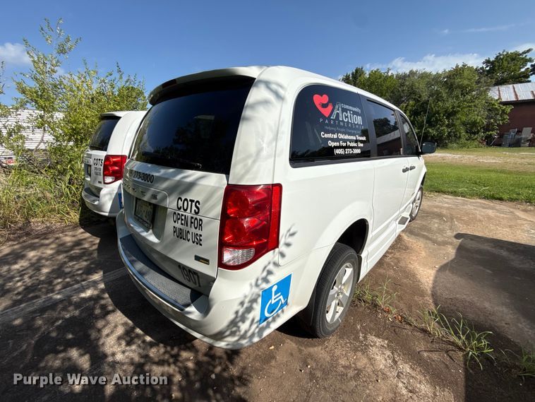 image for item FC4026 2019 Dodge Grand Caravan handicap accessible van