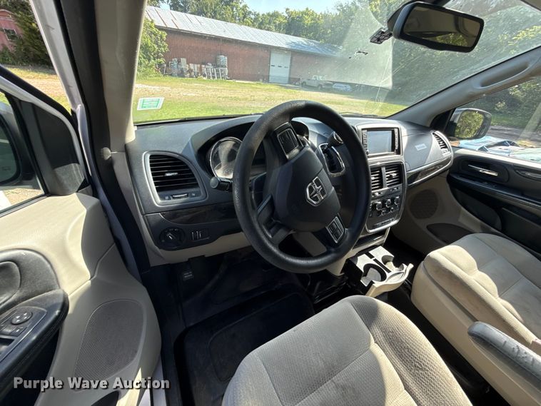 image for item FC4026 2019 Dodge Grand Caravan handicap accessible van