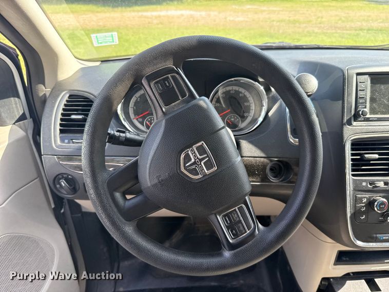 image for item FC4026 2019 Dodge Grand Caravan handicap accessible van