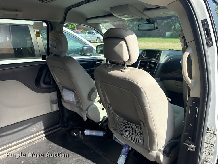 image for item FC4026 2019 Dodge Grand Caravan handicap accessible van
