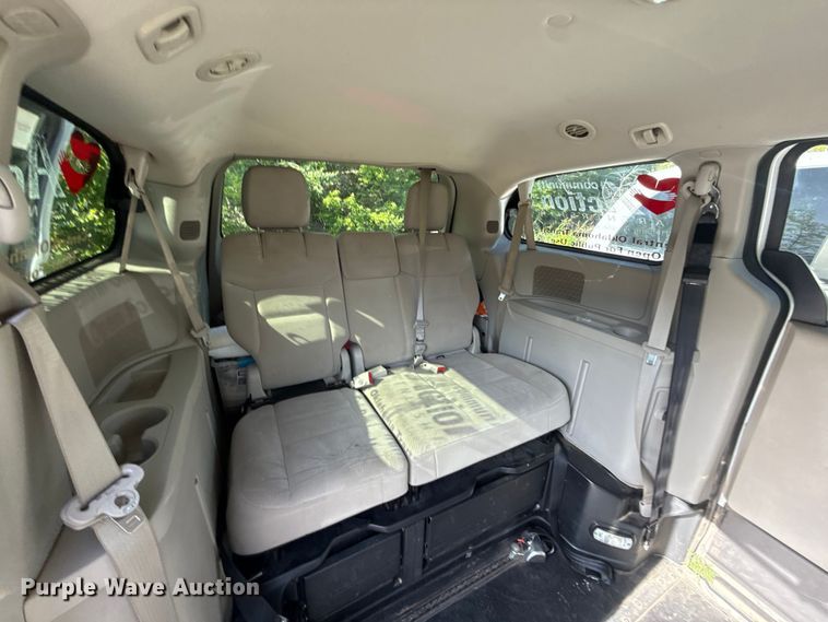 image for item FC4026 2019 Dodge Grand Caravan handicap accessible van